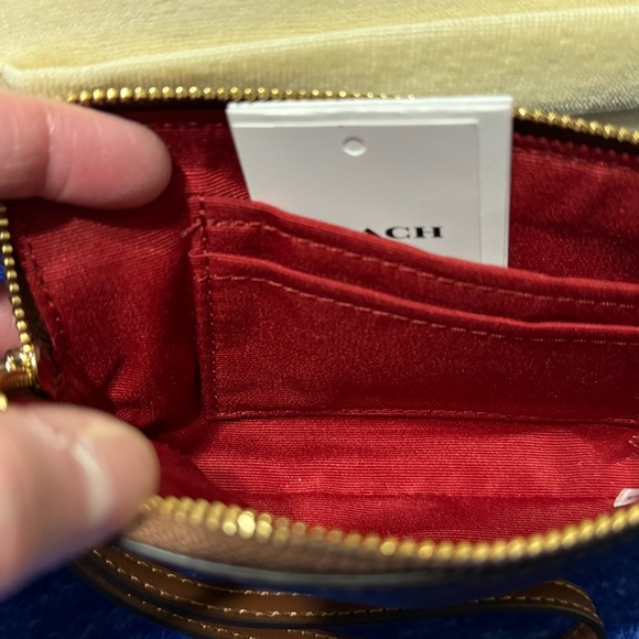 Coach Wristlet - Picture 4 of 7